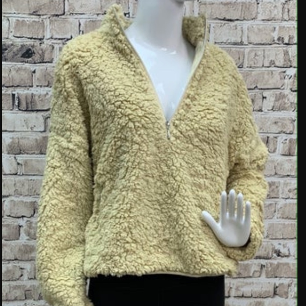 Mustard Outerwear Pull Over